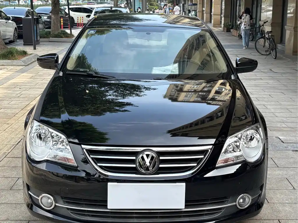 VOLKSWAGEN BORA 2011