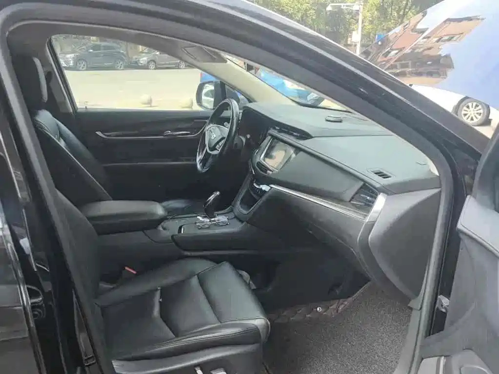 CADILLAC XT5 2016