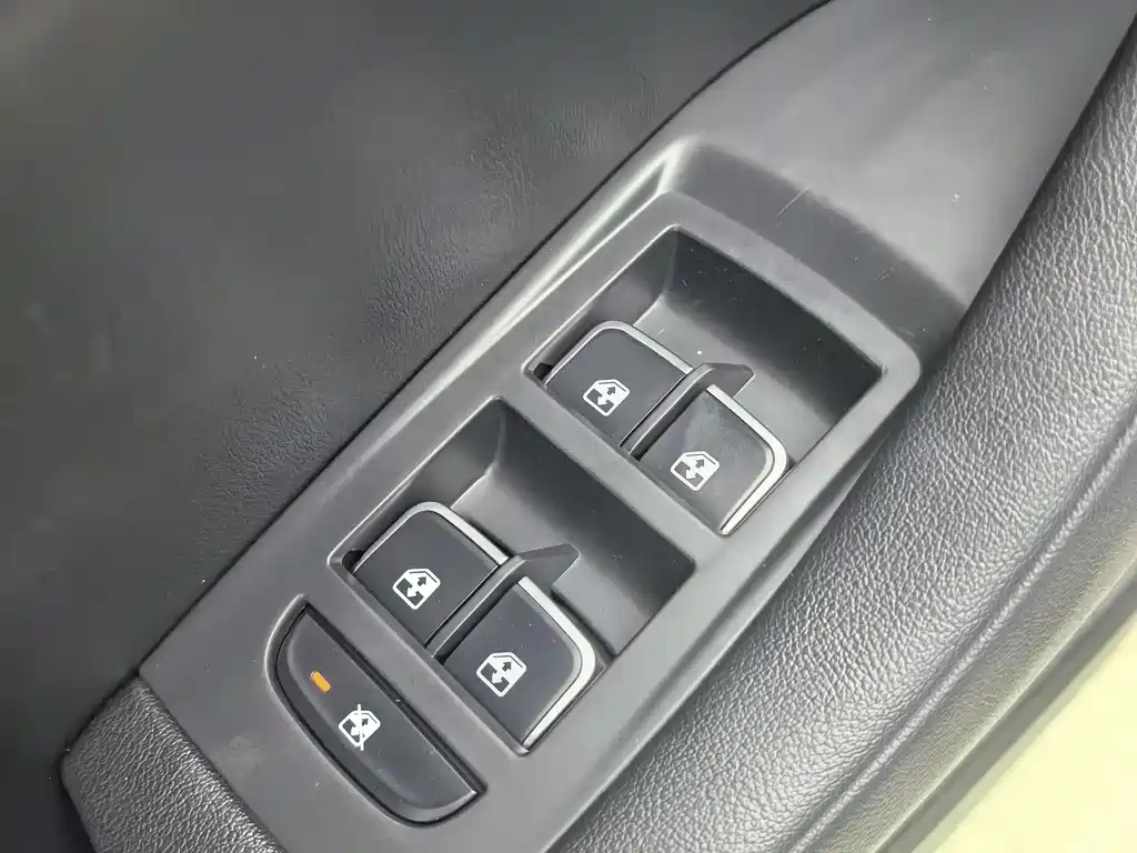 HONGQI H5 2022
