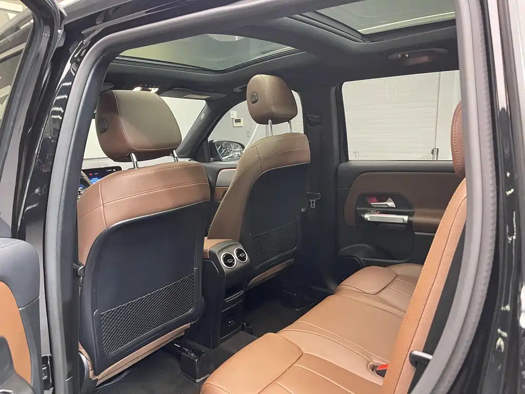 MERCEDES BENZ GLB 2021