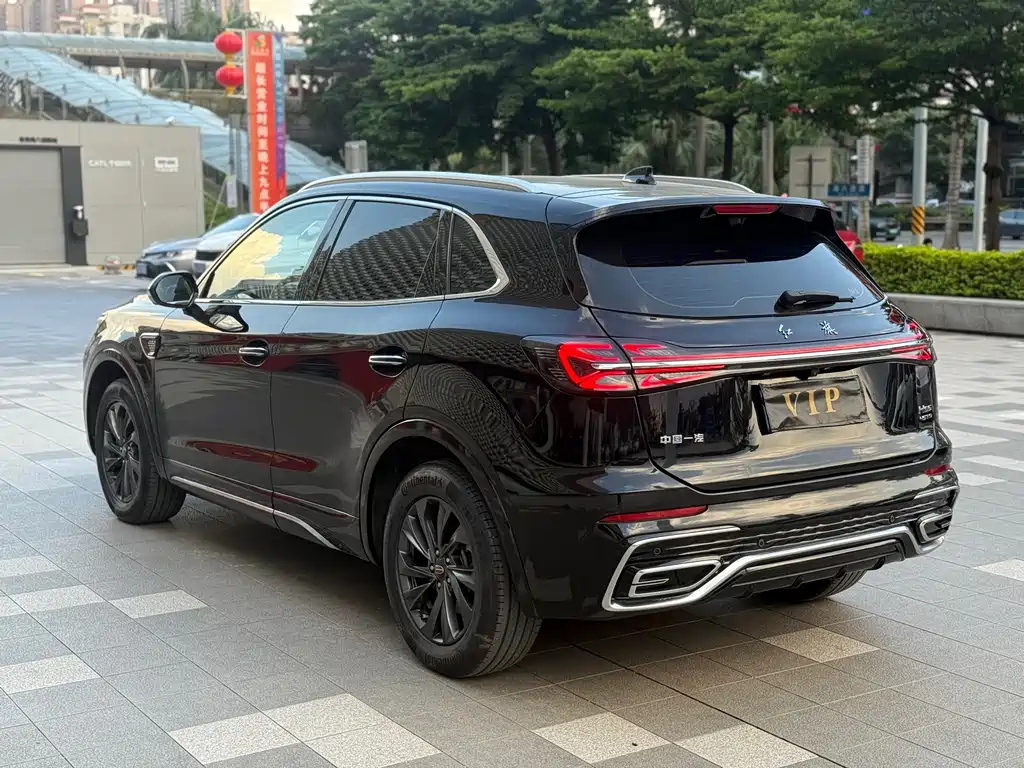 HONGQI HS5 2023