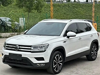 VOLKSWAGEN THARU 2021