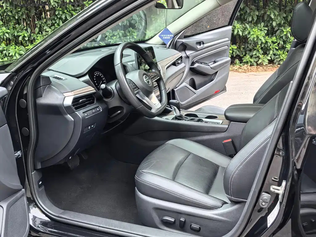 NISSAN TEANA 2021