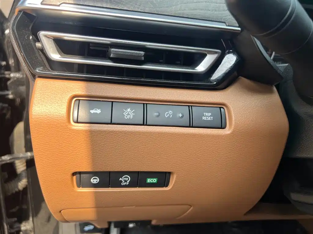 NISSAN TEANA 2024