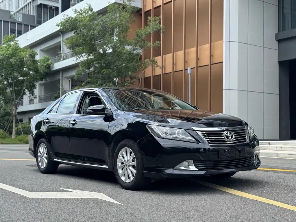 TOYOTA CAMRY 2013