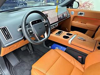 LI AUTO L8  2023 YEAR PRO 2023
