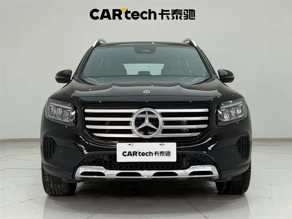 MERCEDES BENZ GLB 2025