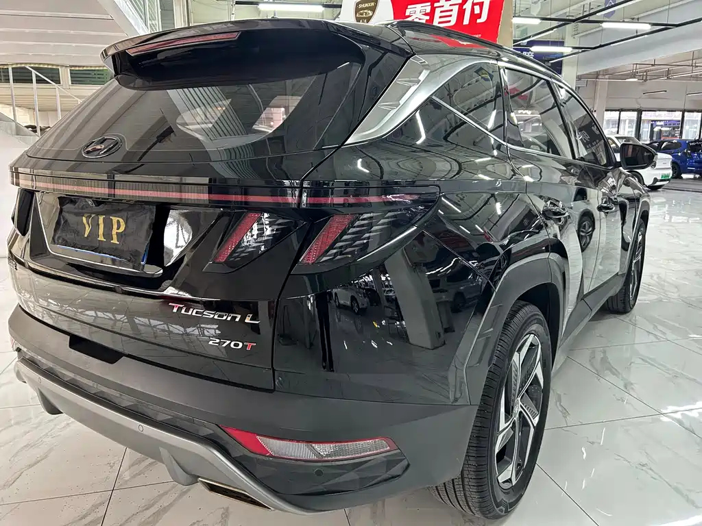 HYUNDAI TUCSON 2021