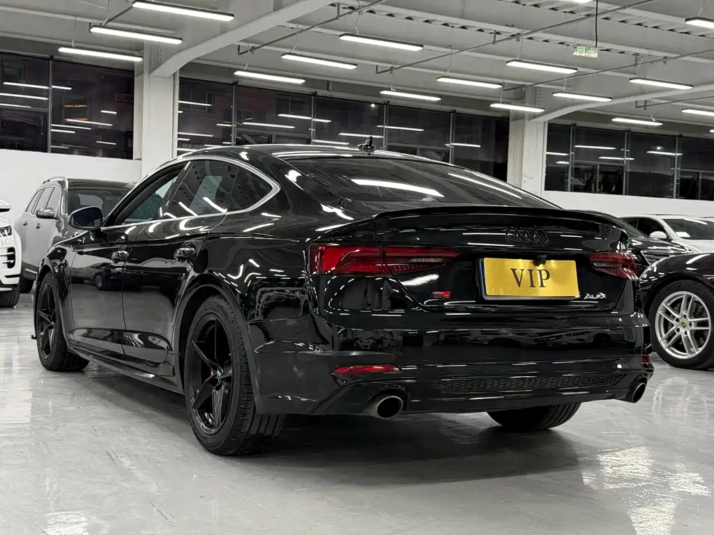 AUDI A5 2017