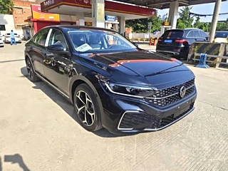 Заказать VOLKSWAGEN PASSAT