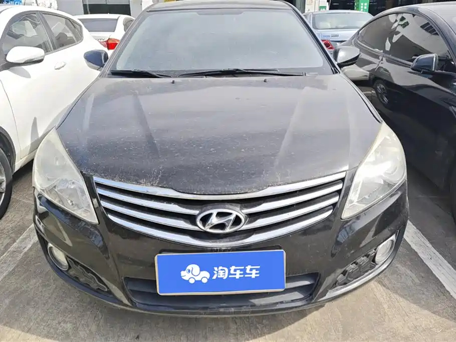 HYUNDAI CELESTA 2015