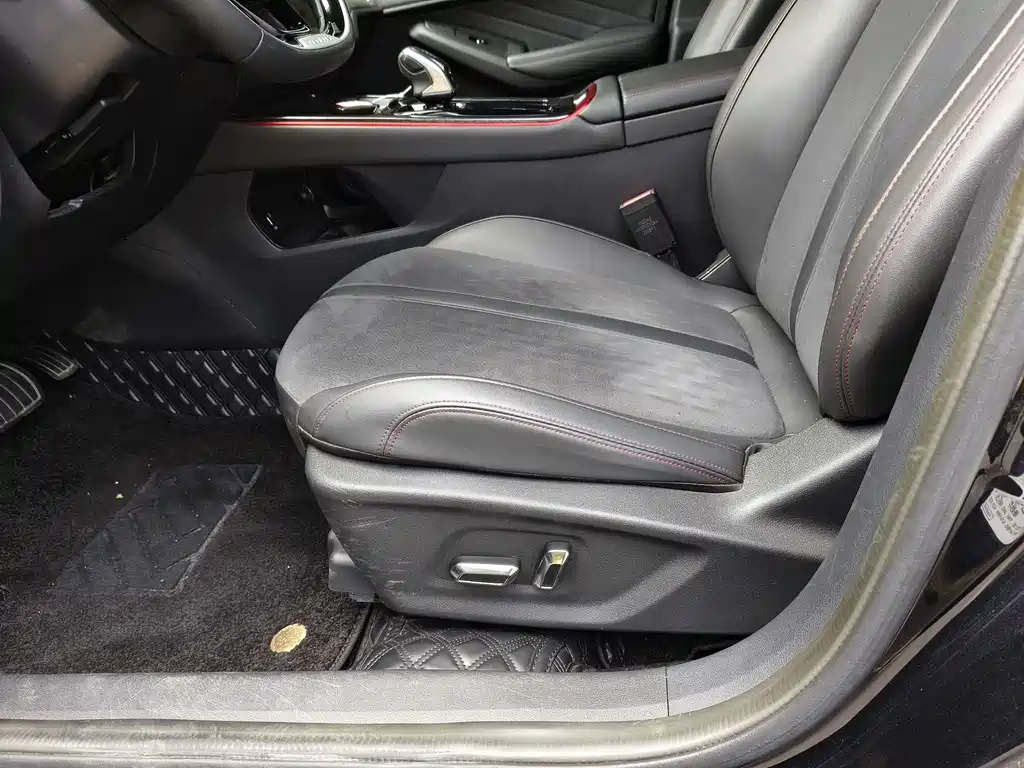 DONGFENG AEOLUS MAX 2021
