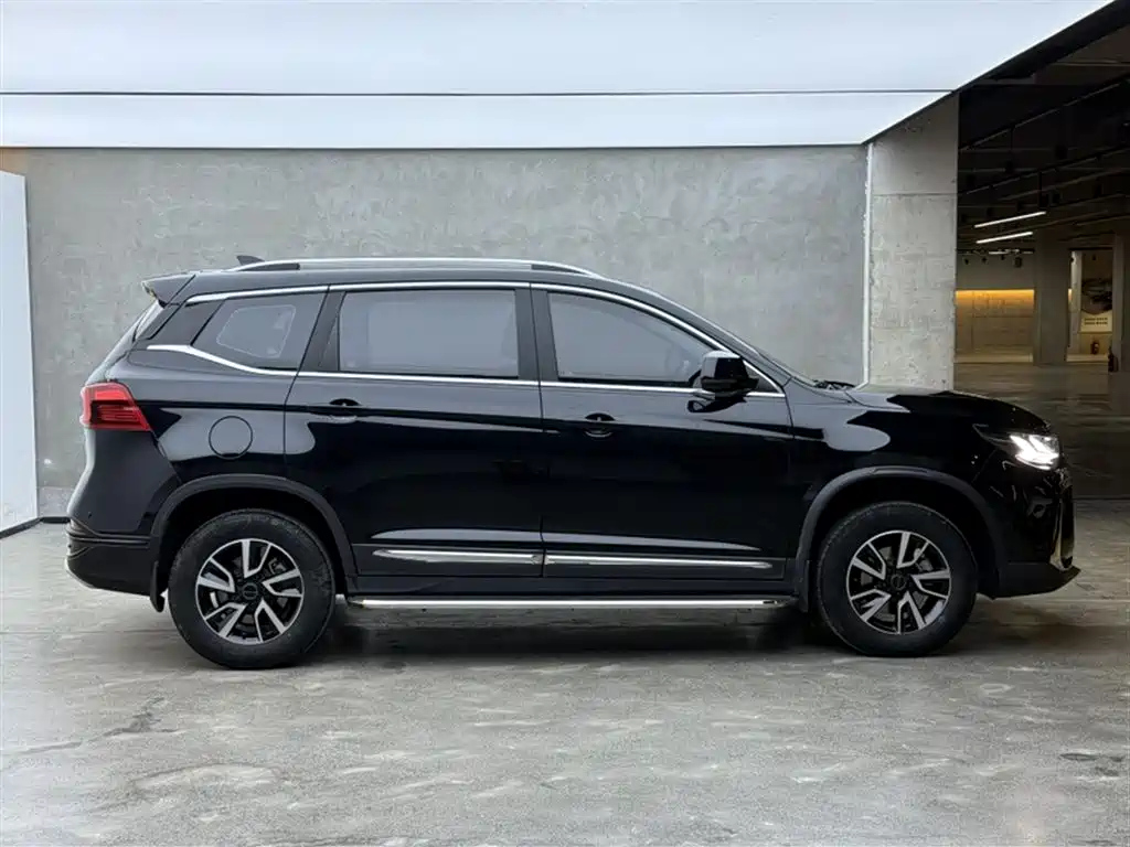 DONGFENG FORTHING T5 2023