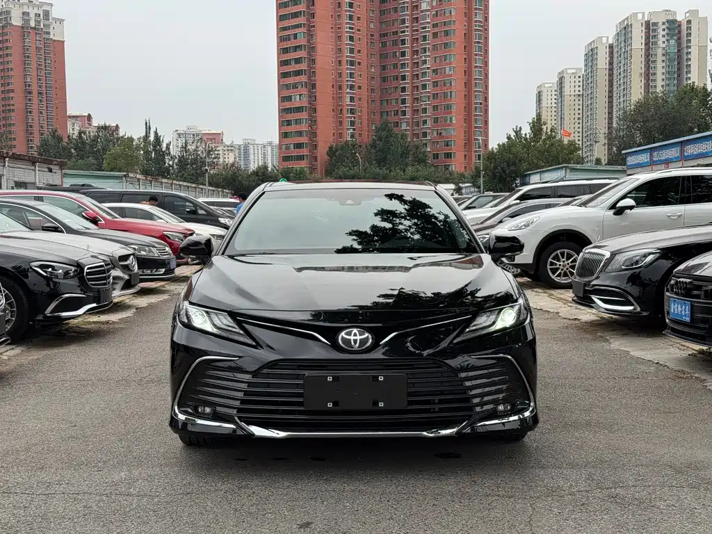 TOYOTA CAMRY 2023