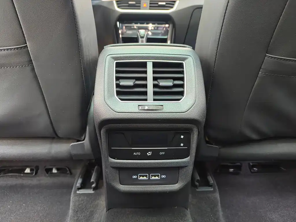 VOLKSWAGEN TAYRON 2022