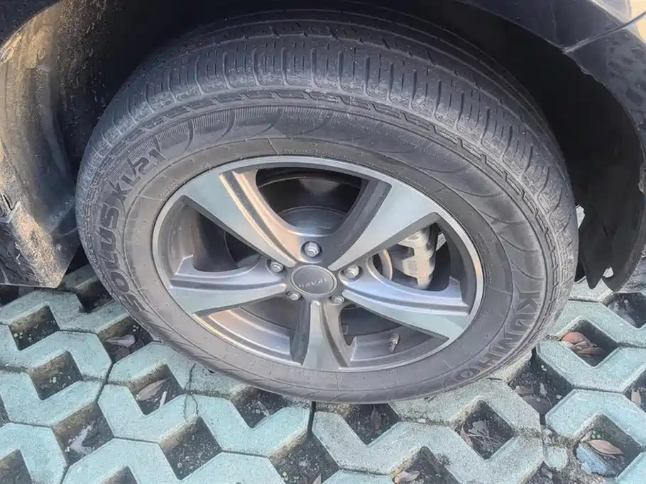 HAVAL H6 2015