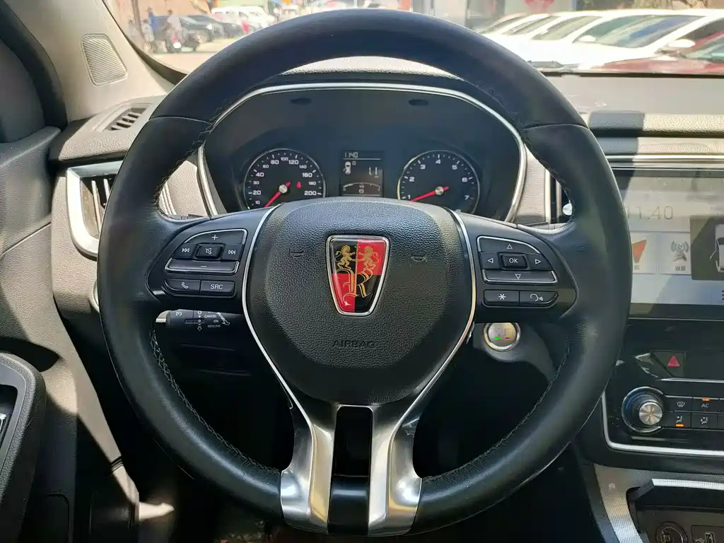 ROEWE RX5 2016