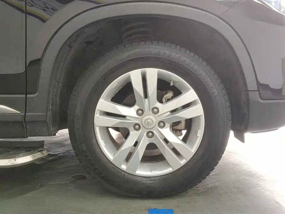 CHANGAN CS75 2016