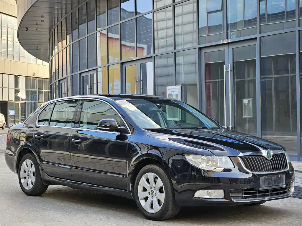SKODA SUPERB 2009