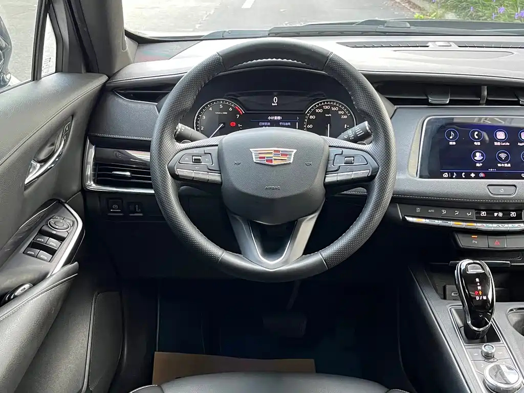 CADILLAC XT4 2020