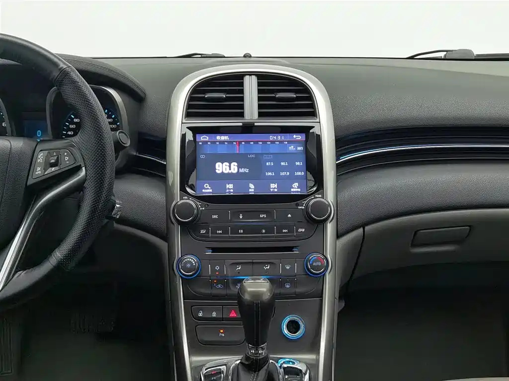 CHEVROLET MALIBU 2012