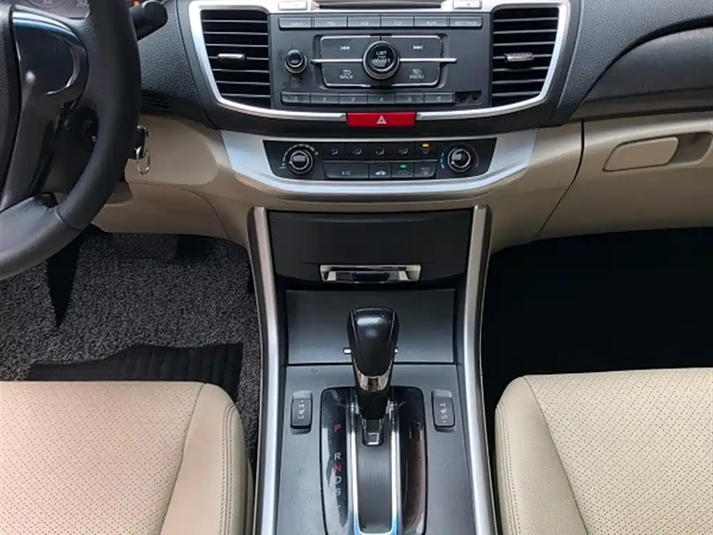 HONDA ACCORD 2015
