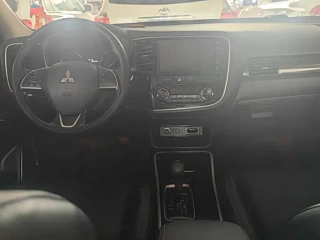 MITSUBISHI OUTLANDER  2021 YEAR 2.0L 2WD YAO POWER EDITION 5 SEATS 2021