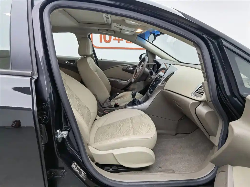 BUICK EXCELLE 2013