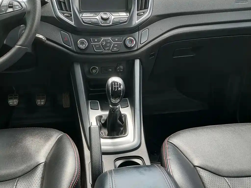 CHERY TIGGO 5 2014