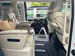 LEXUS LM  2023 YEAR 500H  SEATS  EDITION 2023