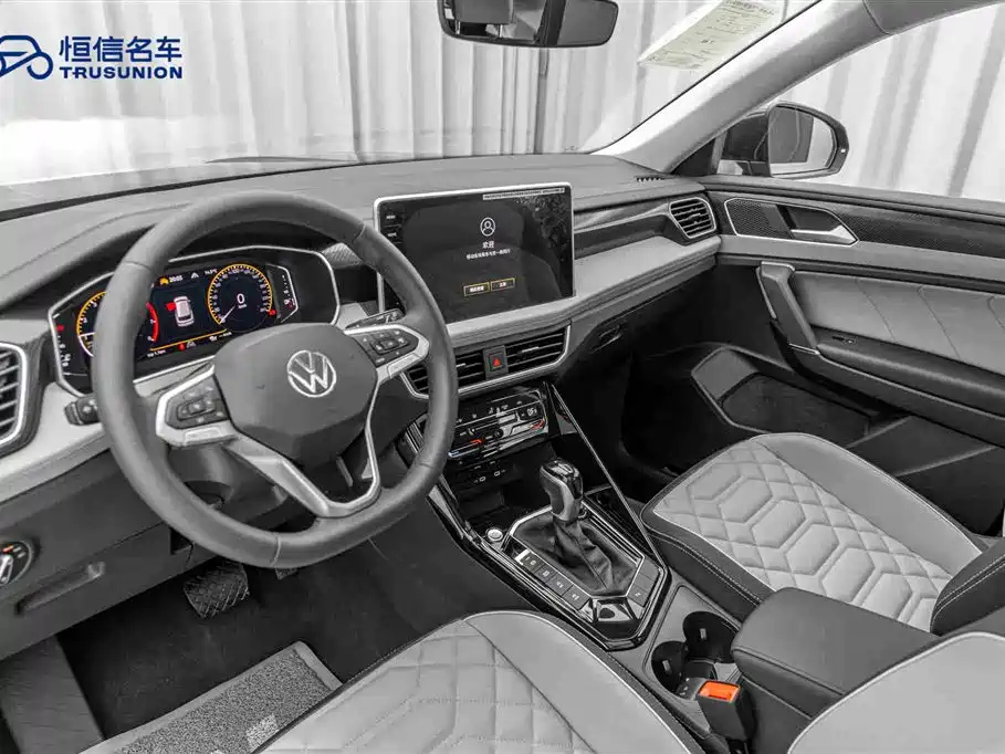 VOLKSWAGEN TAYRON 2025