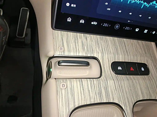 NIO ET7  2024 YEAR 75KWH &#34892;&#25919; EDITION 2024