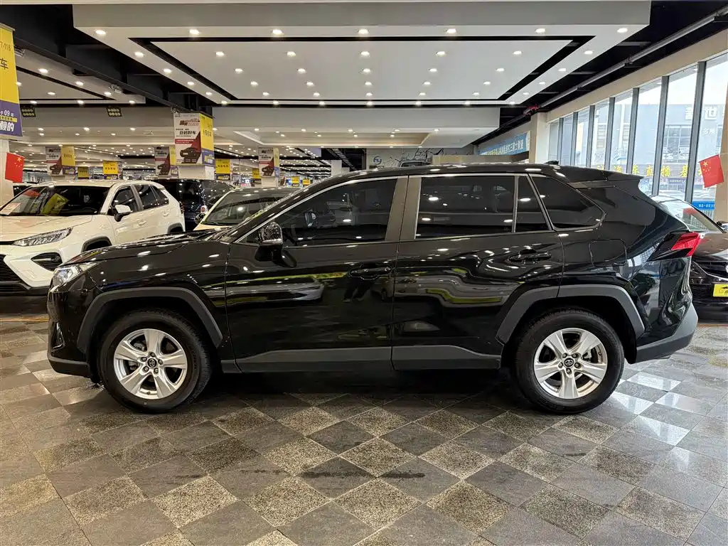TOYOTA RAV4 RONGFANG 2021