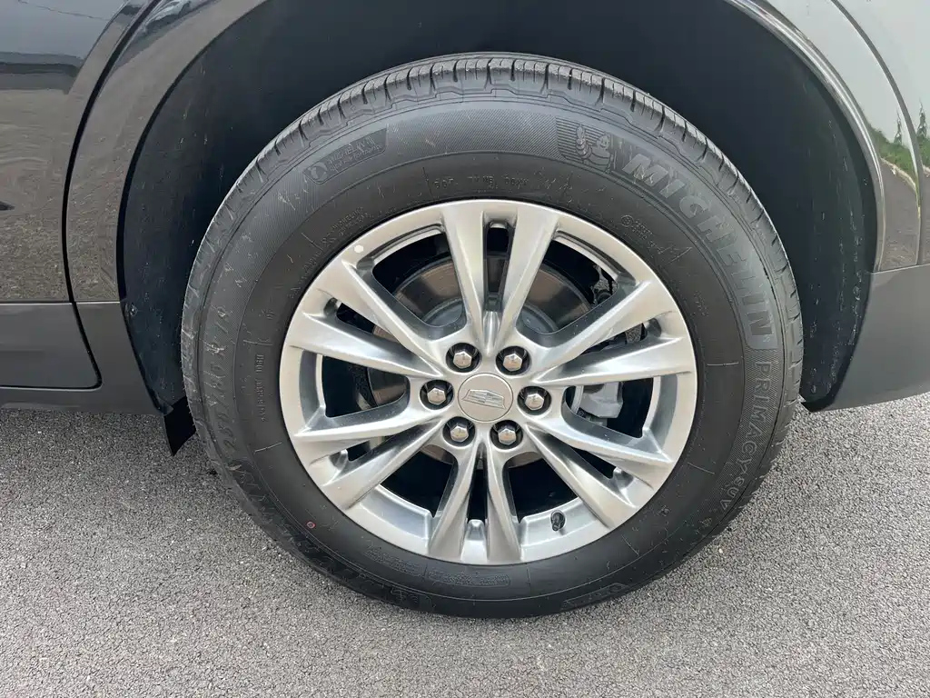 CADILLAC XT5 2022