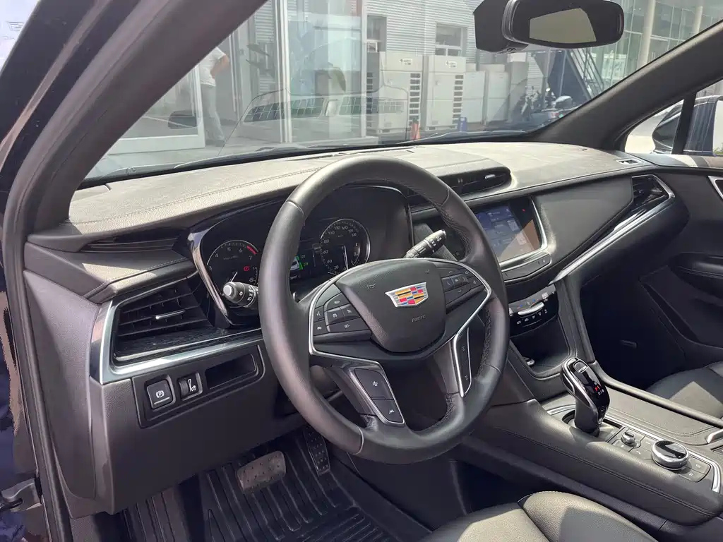 CADILLAC XT5 2022