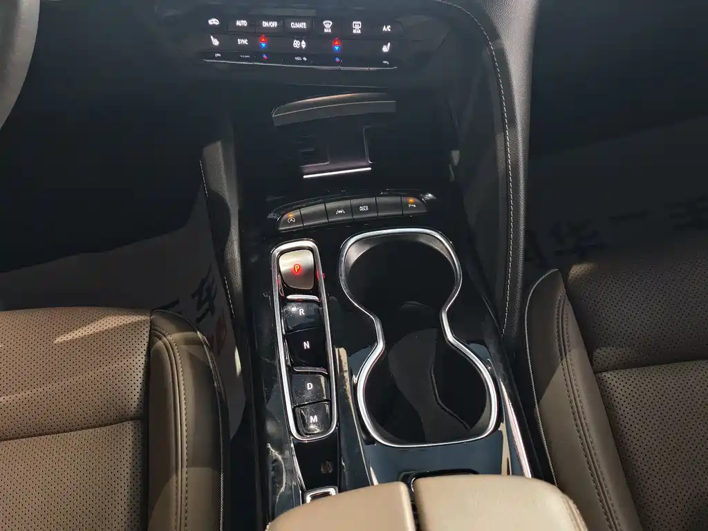 BUICK ENVISION 2024
