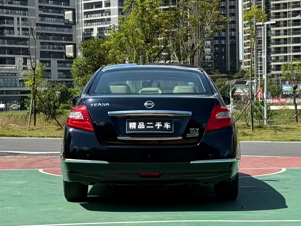 NISSAN TEANA 2012