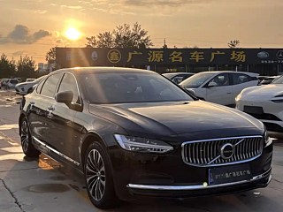 VOLVO S90 2023