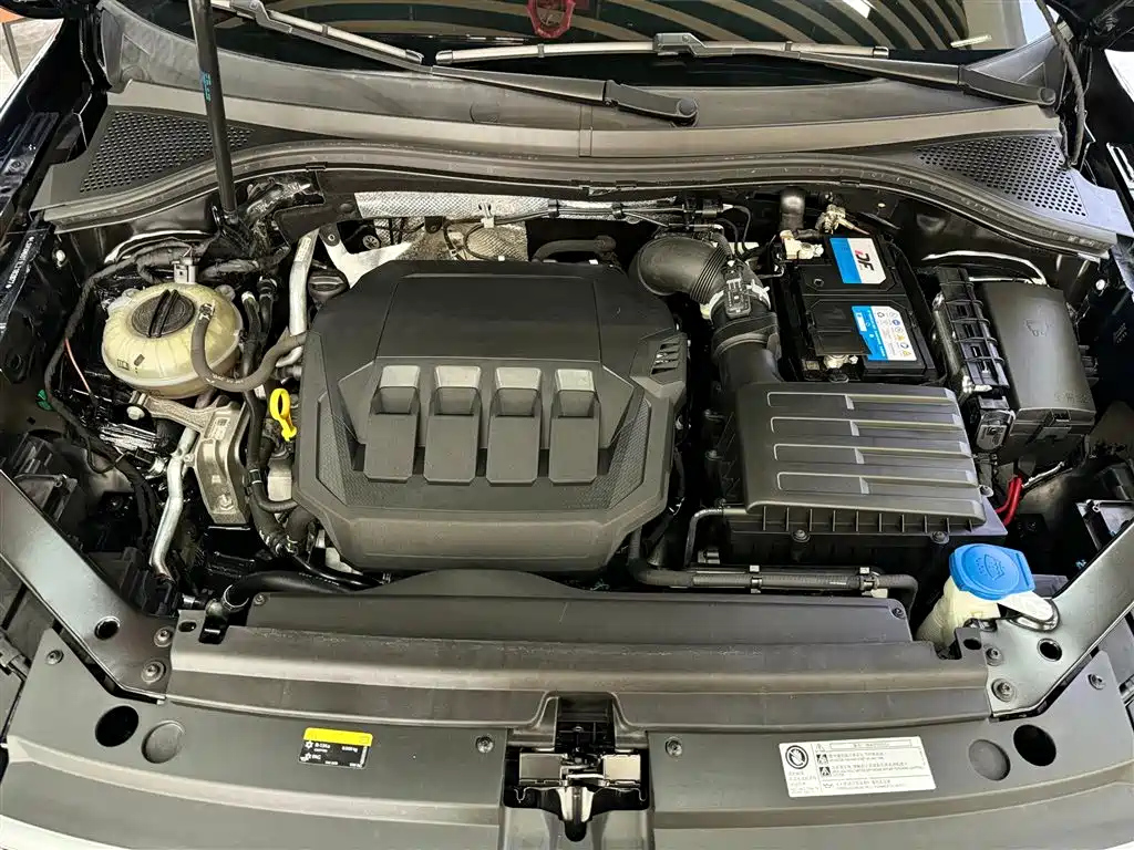 VOLKSWAGEN TIGUAN L 2021