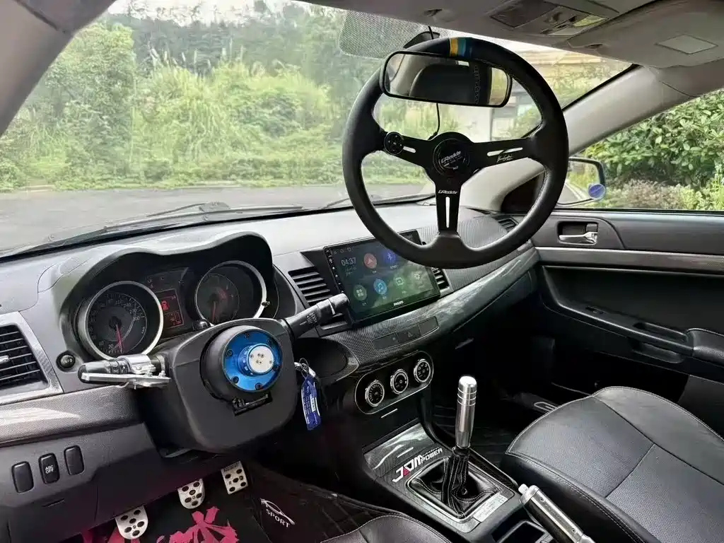 MITSUBISHI LANCER EX 2014