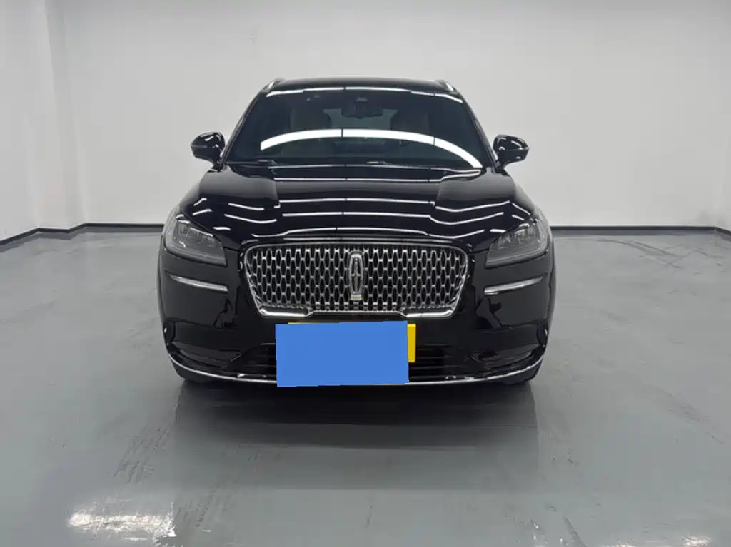 LINCOLN ADVENTURER 2023