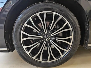 VOLKSWAGEN PHIDEON  2021 YEAR 380TSI DELUXE EDITION 2021