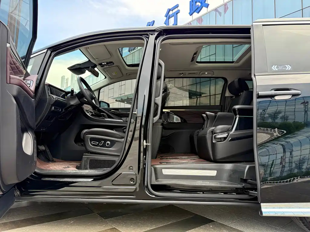 TRUMPCHI M8 2024