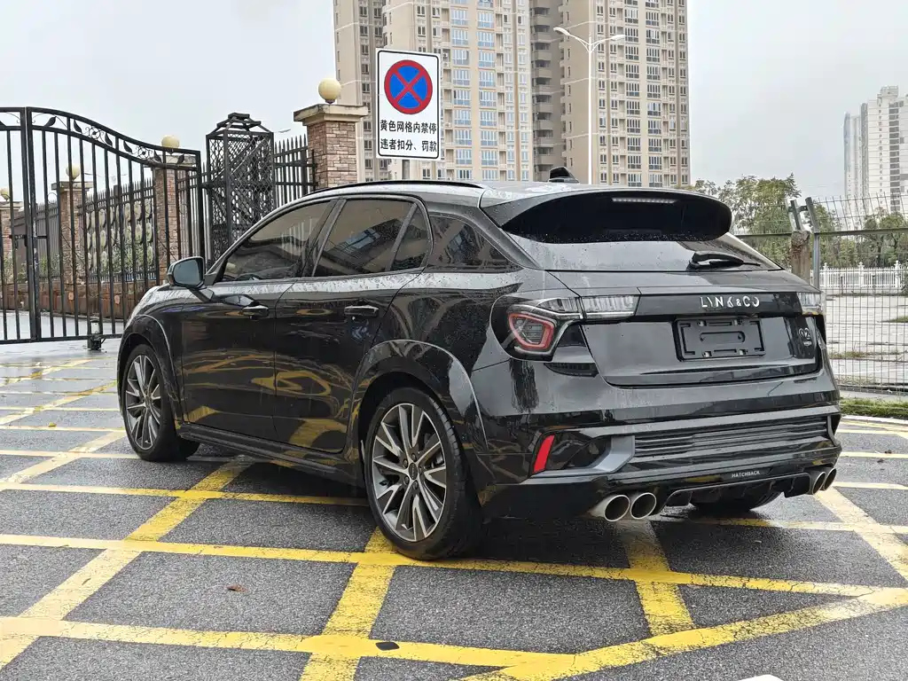 LYNK&CO 02 HATCHBACK 2022