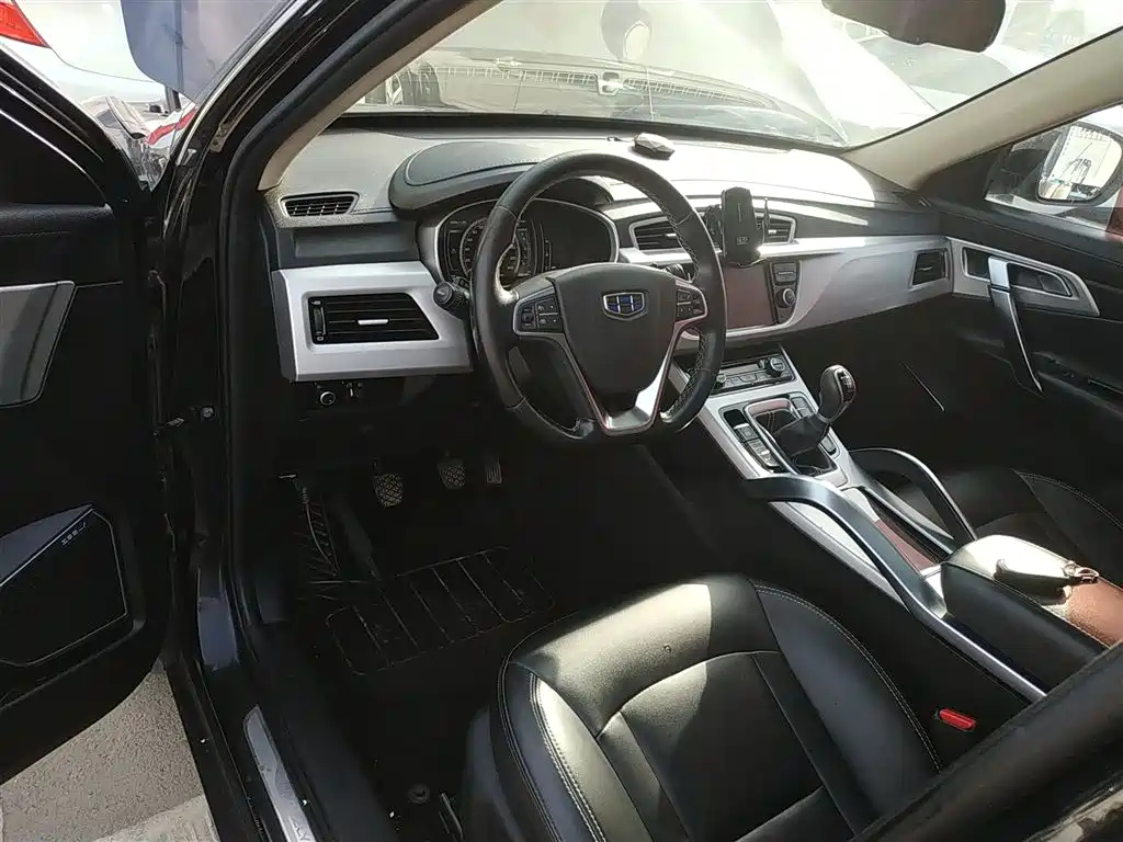 GEELY AUTO BOYUE 2016