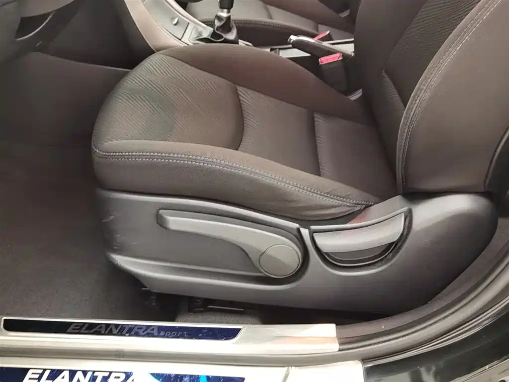 HYUNDAI ELANTRA 2014