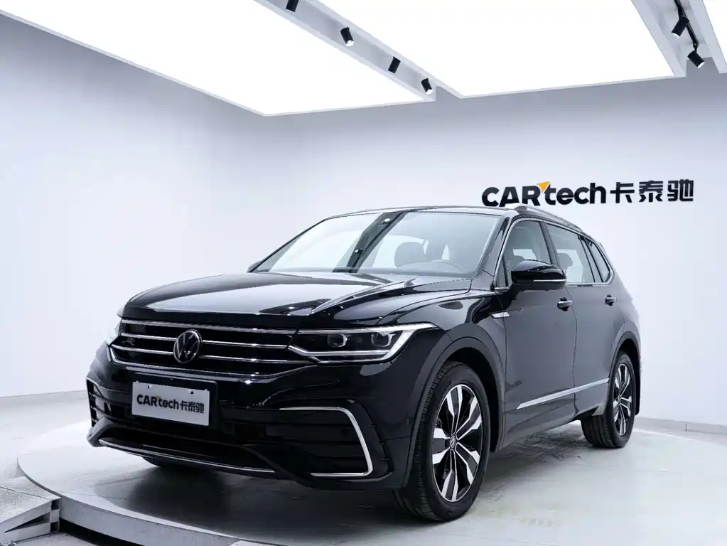 VOLKSWAGEN TIGUAN L 2024