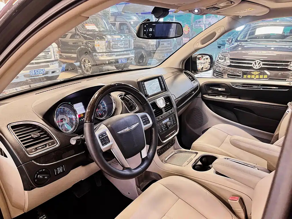 CHRYSLER BIG 捷龙 IMPORT 2013