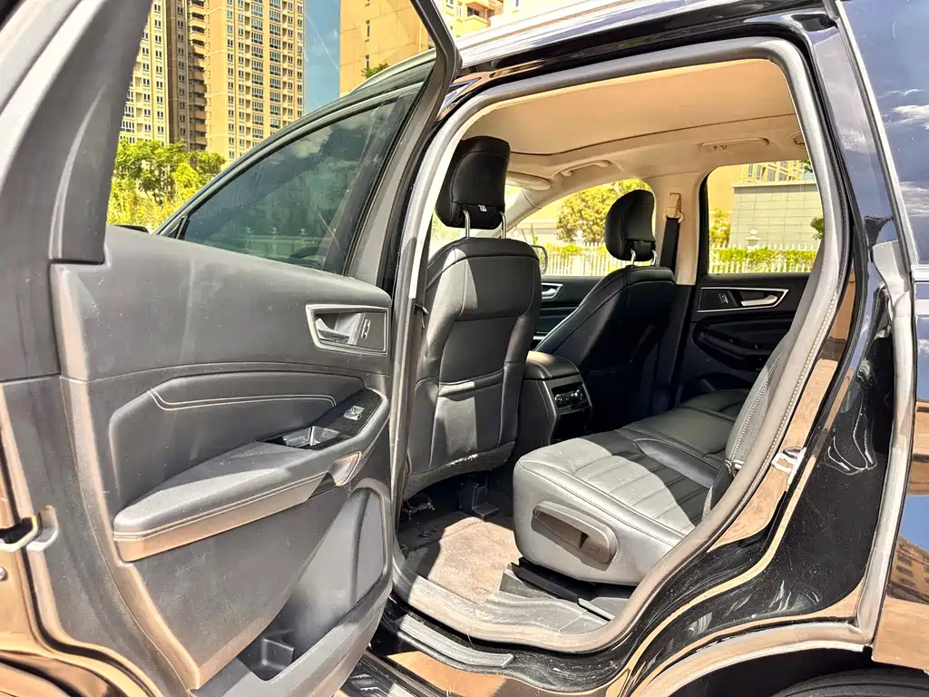 FORD EDGE 2018