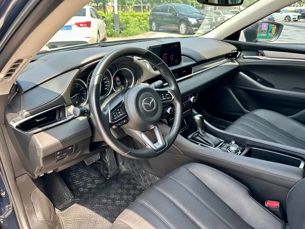 MAZDA ATENZA 2021